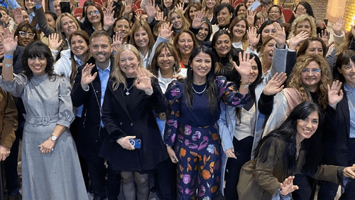 Campaña internacional #MasFuertesJuntas #StrongerTogether 